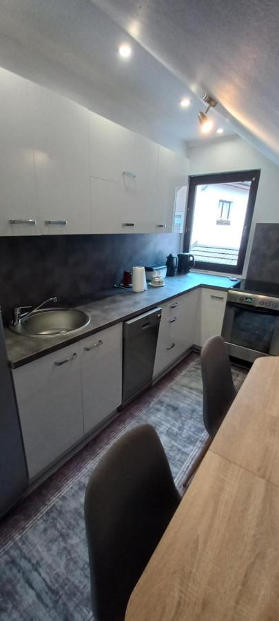 Apartmani Jejna 塞拉耶佛 外观 照片