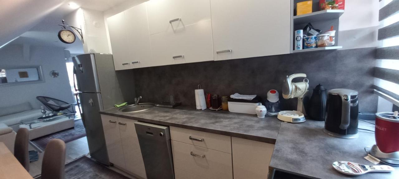 Apartmani Jejna 塞拉耶佛 外观 照片