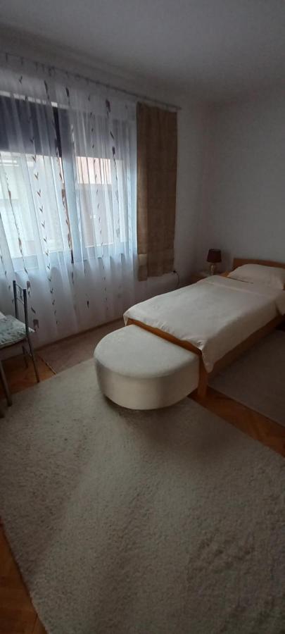 Apartmani Jejna 塞拉耶佛 外观 照片